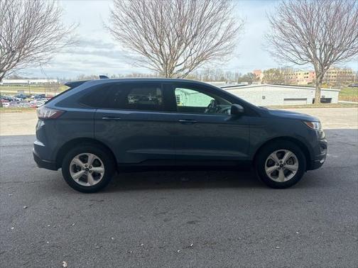 2018 Ford Edge SE