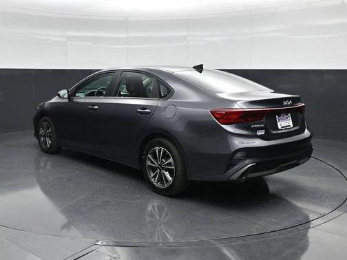 Gravity Gray 2024 Kia Forte LXS