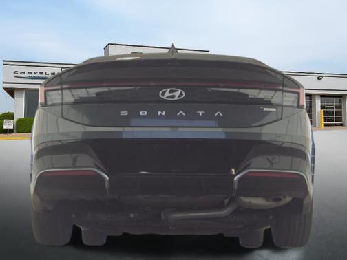 2025 Hyundai SONATA Hybrid SE