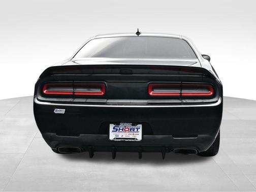 Pitch Black Clearcoat 2015 Dodge Challenger SRT 392