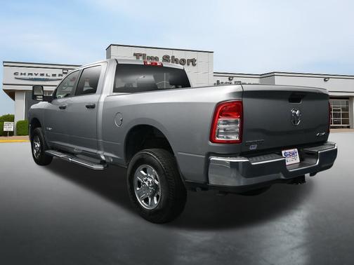 Billet Silver Metallic Clearcoat 2024 RAM 2500 Big Horn Crew Cab 4x4 6'4' Box