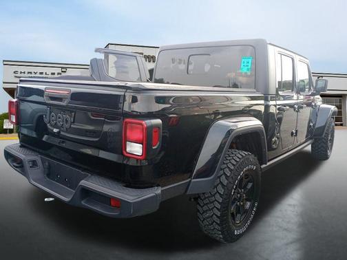 2022 Jeep Gladiator Sport