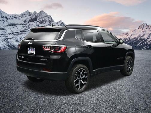 Diamond Black Crystal Pearlcoat 2027 Jeep Compass Limited