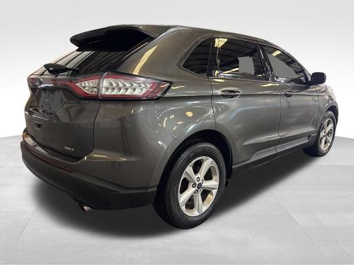 Magnetic 2016 Ford Edge SE