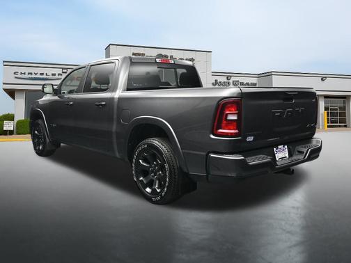 Granite Crystal Metallic Clearcoat 2025 RAM 1500 Big Horn/Lone Star