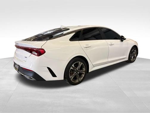 2022 Kia K5 LXS