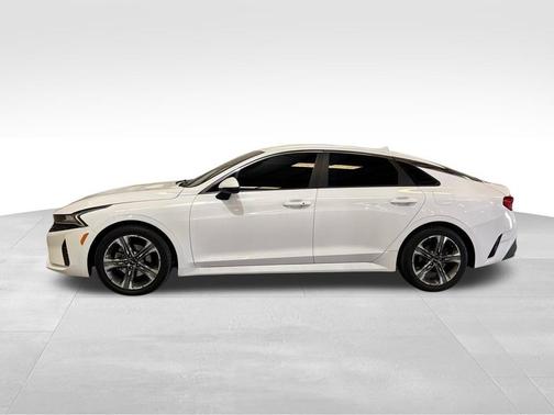 2022 Kia K5 LXS