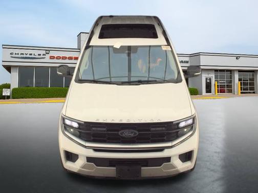 Oxford White 2025 Ford Expedition Max Platinum