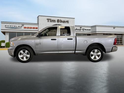 2024 RAM 1500 Classic SLT