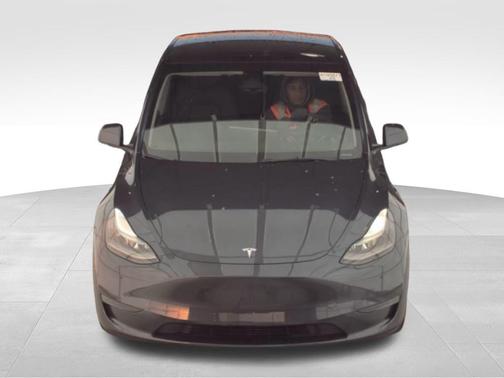 2024 Tesla Model Y Long Range Dual Motor All-Wheel Drive