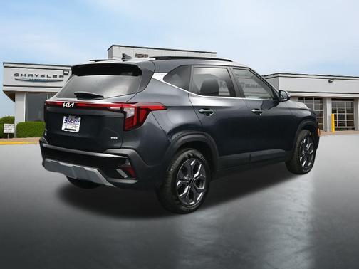 Gravity Gray 2024 Kia Seltos S