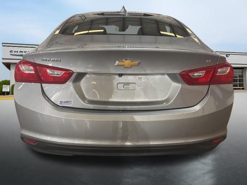 Sterling Gray Metallic 2023 Chevrolet Malibu FWD 1LT