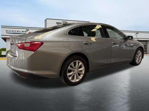 Sterling Gray Metallic 2023 Chevrolet Malibu FWD 1LT