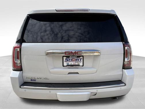 2016 GMC Yukon XL Denali