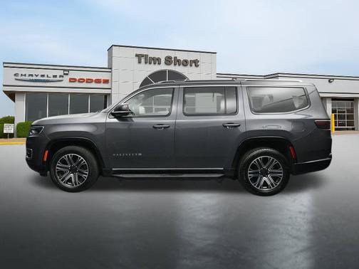 Baltic Gray Metallic Clearcoat 2024 Jeep Wagoneer Series II 4x4