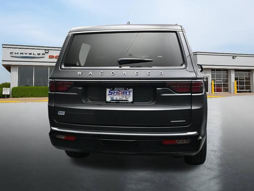 Baltic Gray Metallic Clearcoat 2024 Jeep Wagoneer Series II 4x4