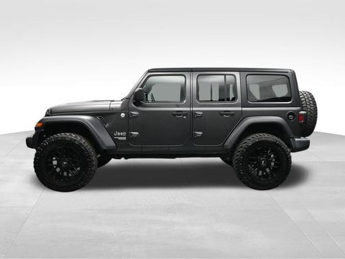 Granite Crystal Metallic Clearcoat 2019 Jeep Wrangler Unlimited Sport