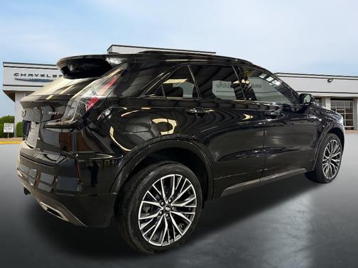 2024 Cadillac XT4 Sport