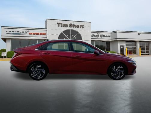 2025 Hyundai ELANTRA SEL