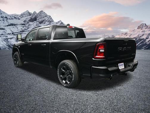 Diamond Black Crystal Pearlcoat 2026 RAM 1500 Big Horn/Lone Star