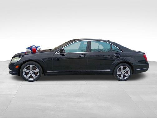 2011 Mercedes-Benz S-Class 4MATIC