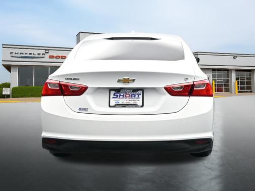 Summit White 2023 Chevrolet Malibu FWD 1LT