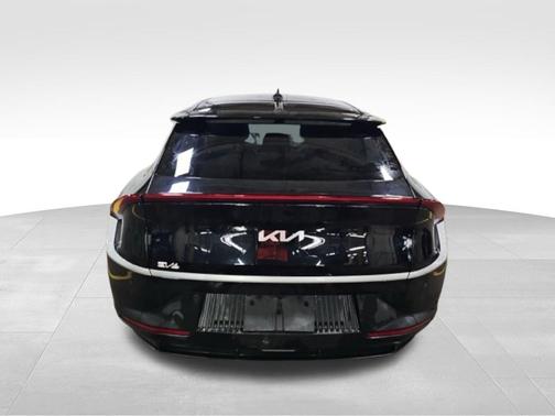 Aurora Black Pearl 2024 Kia EV6 Light Long Range