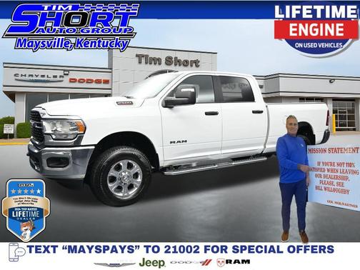 Bright White Clearcoat 2024 RAM 2500 Big Horn Crew Cab 4x4 6'4' Box