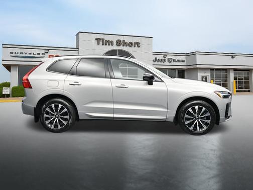 Silver Dawn Metallic 2023 Volvo XC60 B5 Plus Dark Theme