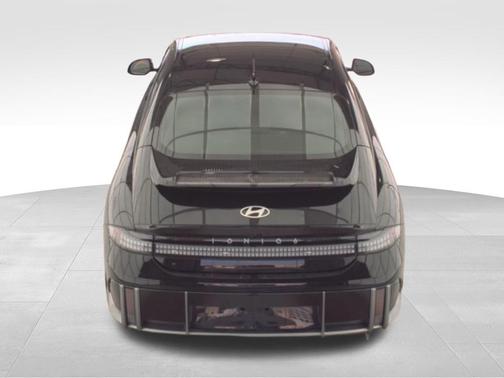 Onyx Black 2023 Hyundai IONIQ 6 SEL
