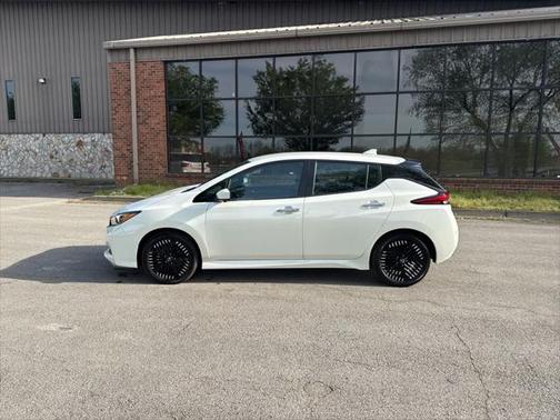 2023 Nissan Leaf SV PLUS 60 kWh
