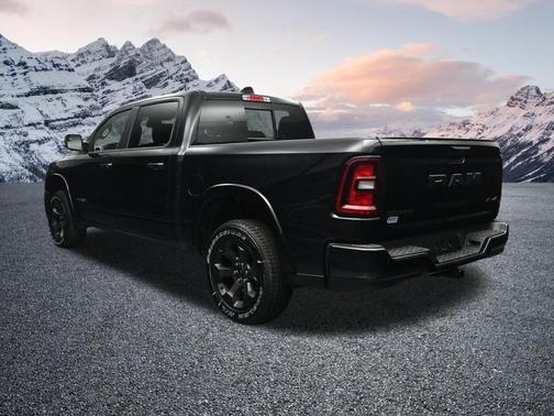Diamond Black Crystal Pearlcoat 2026 RAM 1500 Big Horn/Lone Star