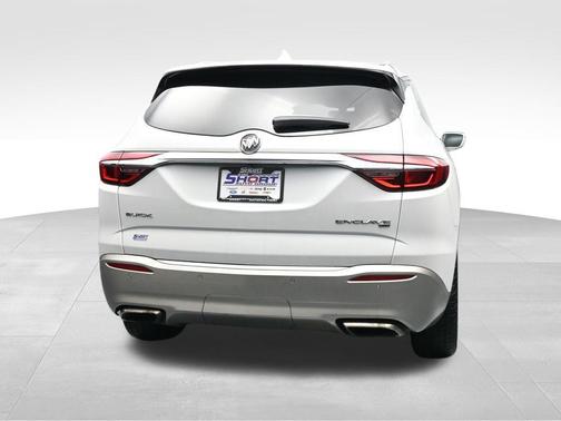 White Frost Tricoat 2018 Buick Enclave Essence