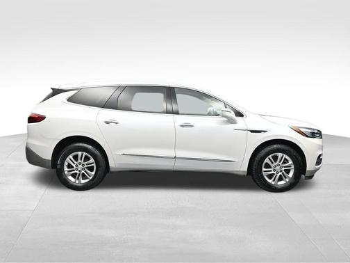 White Frost Tricoat 2018 Buick Enclave Essence