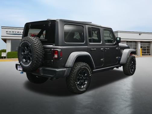 Granite Crystal Metallic Clearcoat 2023 Jeep Wrangler 4xe Willys