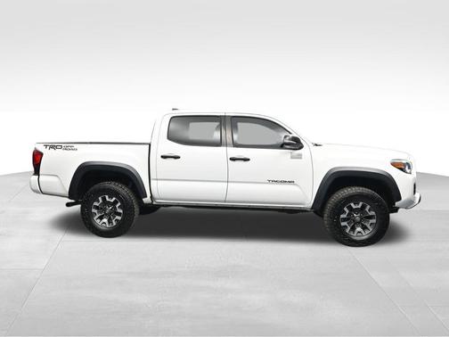 Super White 2019 Toyota Tacoma TRD Off Road