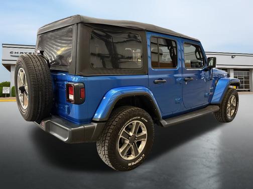 2022 Jeep Wrangler Unlimited Sahara