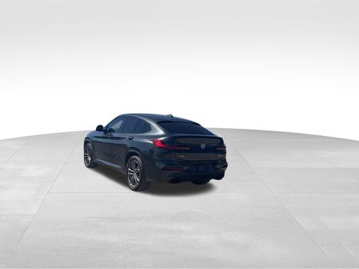 2021 BMW X4 M40i