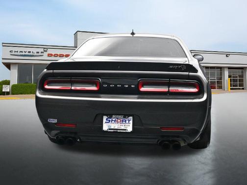 Granite Pearlcoat 2020 Dodge Challenger SRT Hellcat