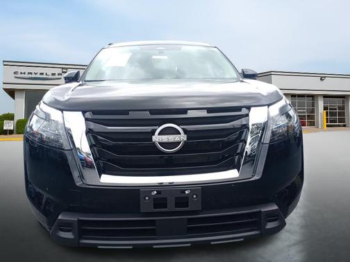 2024 Nissan Pathfinder SV 4WD