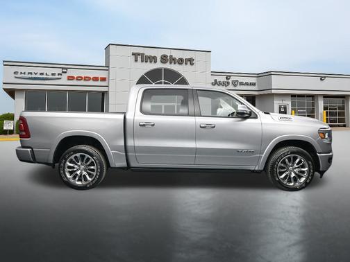Billet Silver Metallic Clearcoat 2022 RAM 1500 Laramie