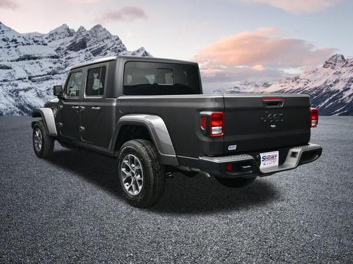 Granite Crystal Metallic Clearcoat 2026 Jeep Gladiator Sport S