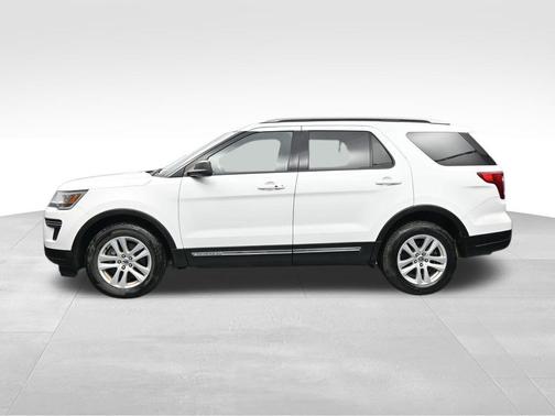 Oxford White 2018 Ford Explorer XLT