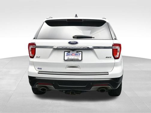Oxford White 2018 Ford Explorer XLT