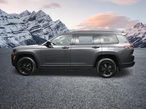 Baltic Gray Metallic Clearcoat 2026 Jeep Grand Cherokee L Altitude