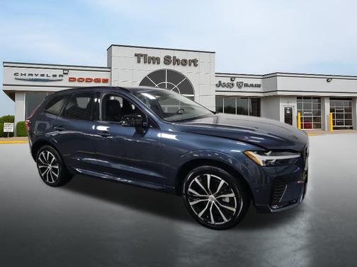 2025 Volvo XC60 B5 Plus