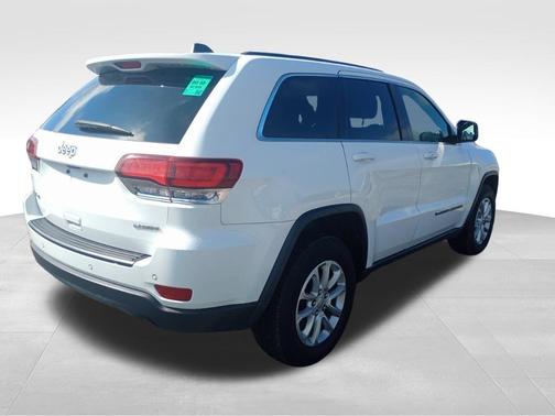 2022 Jeep Grand Cherokee Laredo