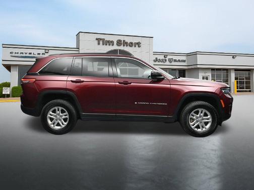 Velvet 2025 Jeep Grand Cherokee Laredo