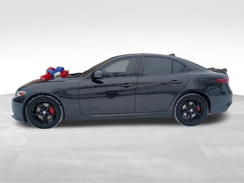 2017 Alfa Romeo Giulia Base