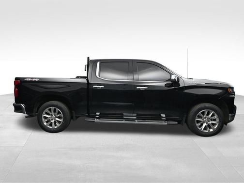 Black 2022 Chevrolet Silverado 1500 Limited LTZ